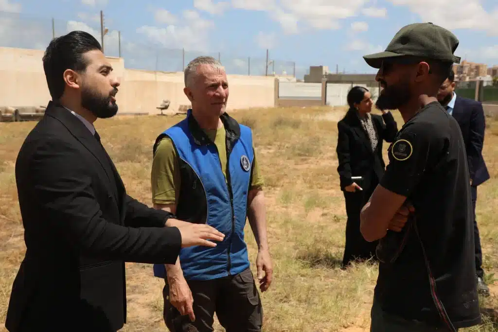 مصلحة الجمارك الليبية تعزز تعاونها الدولي لتطوير وحدات كلاب الأثر K92